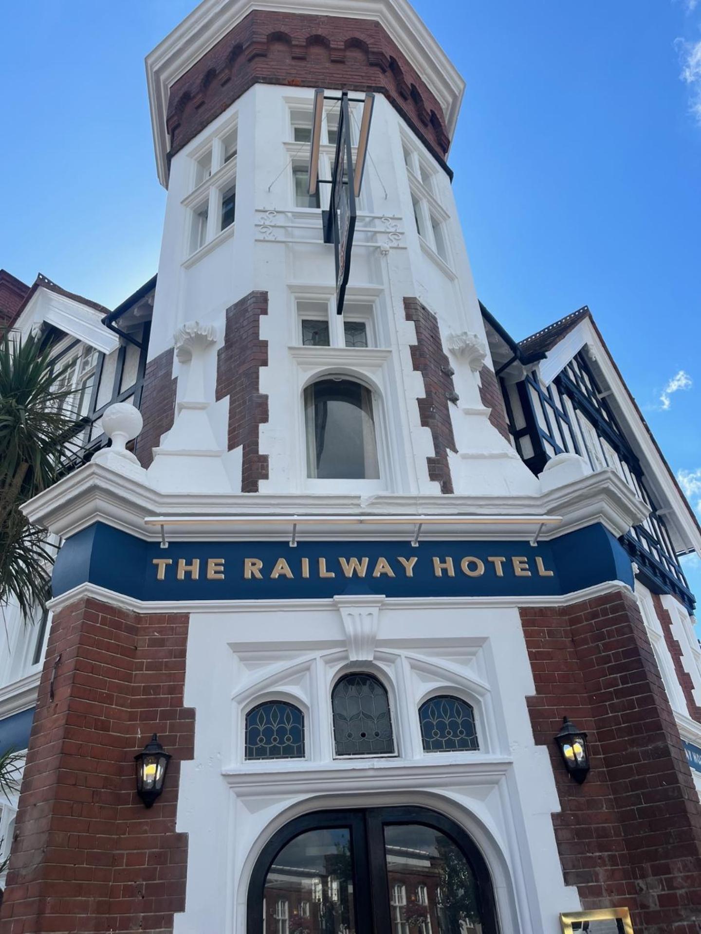 The Railway Hotel 워딩 외부 사진