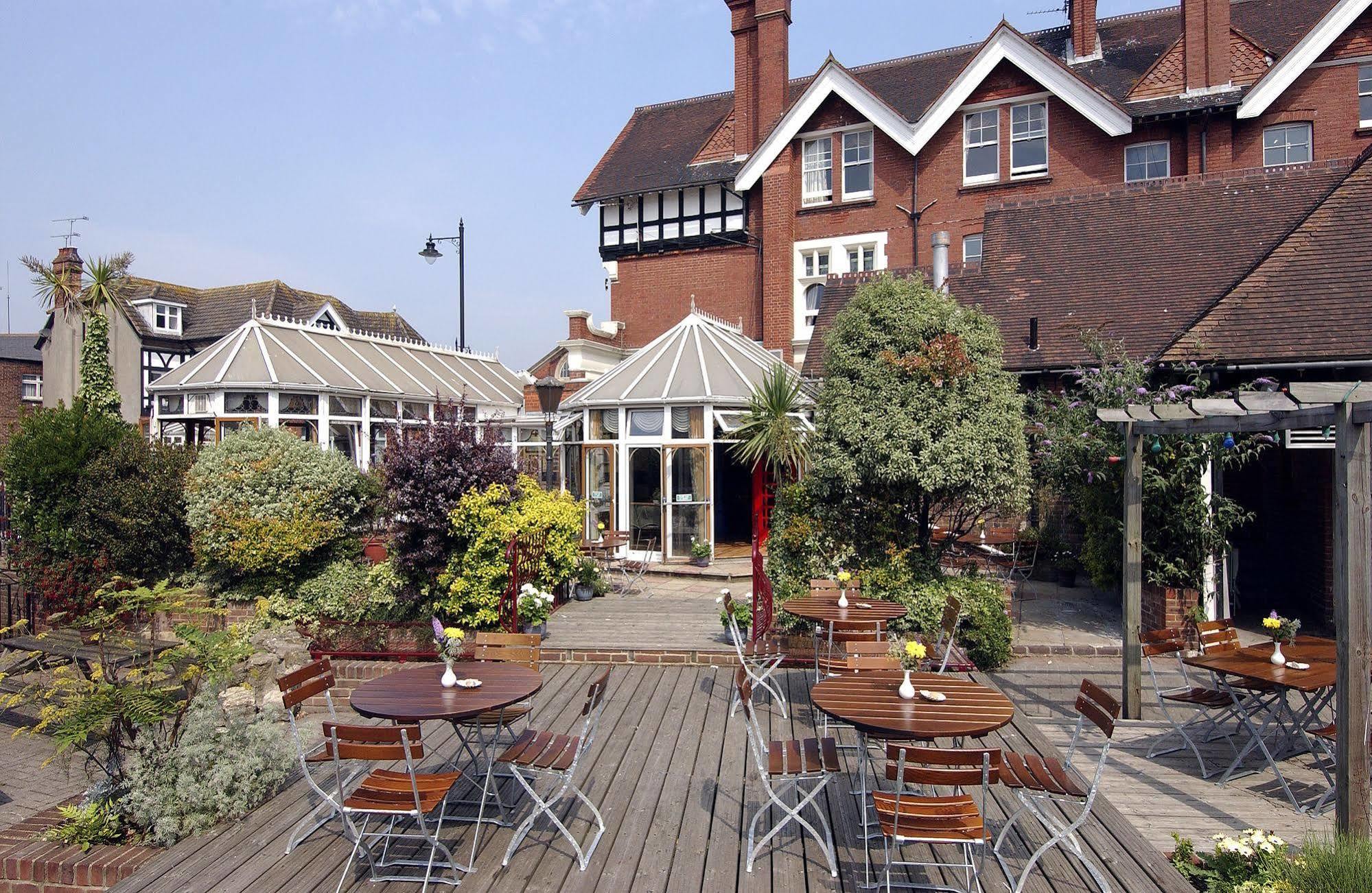 The Railway Hotel 워딩 외부 사진